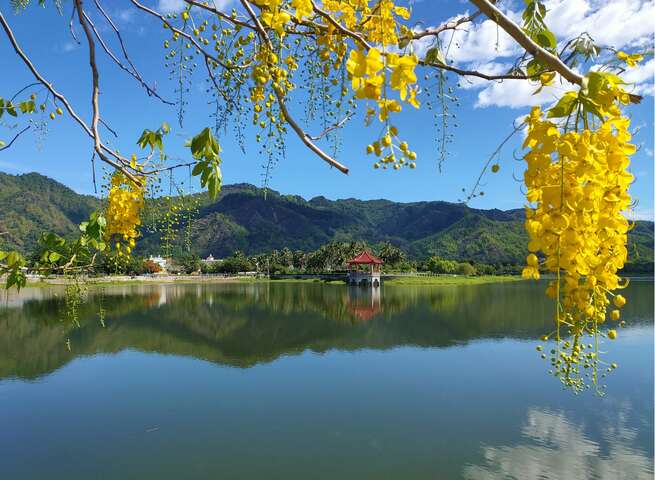 Meinong Lake