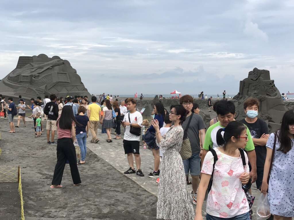 圖1黑沙玩藝節人潮突破85萬