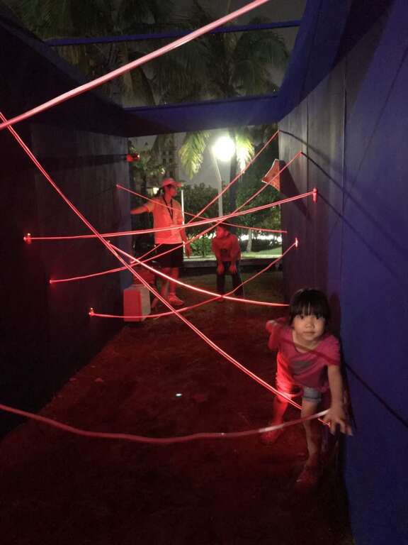  LED maze game. 