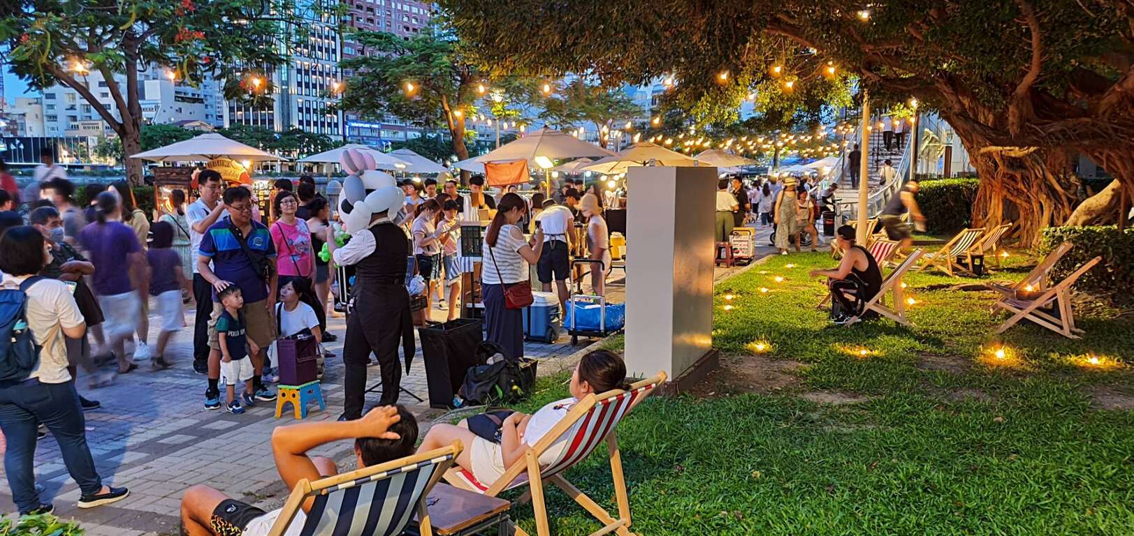 市集休息區