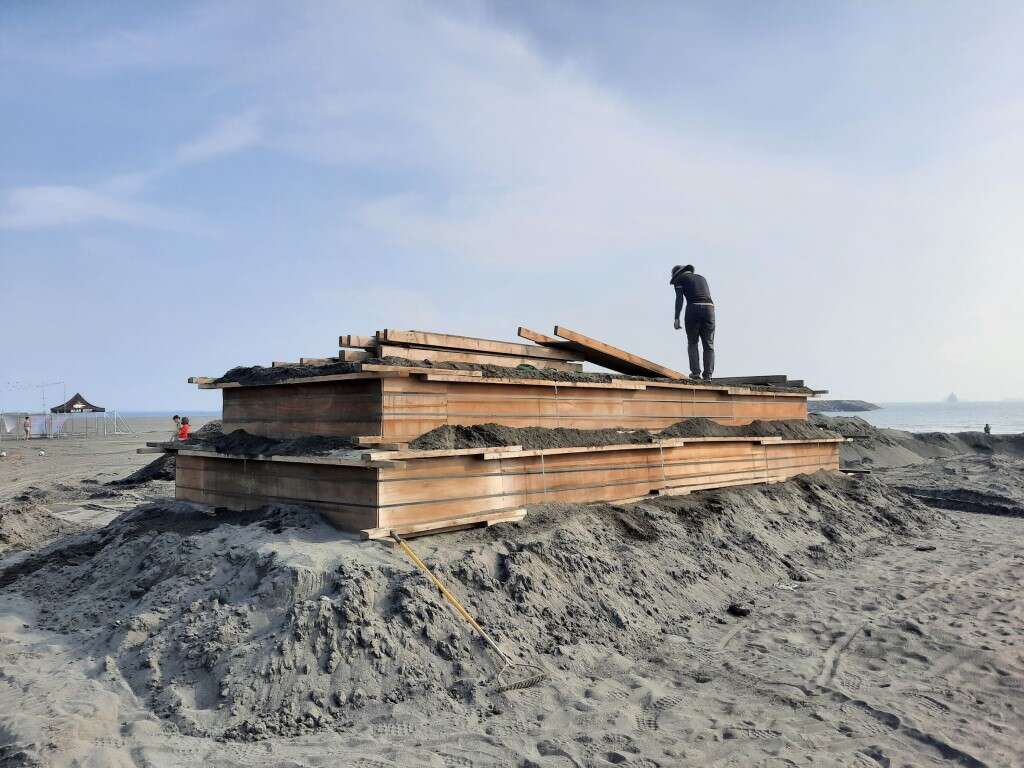 沙雕施工照