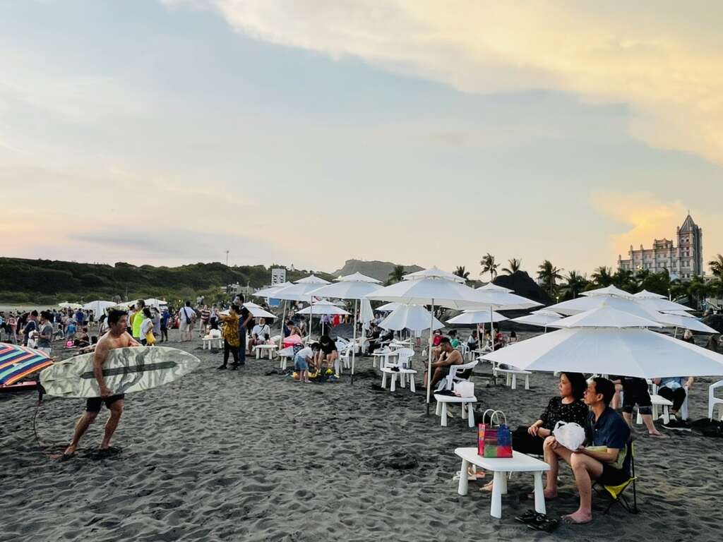 2. 眾所期待海島度假氛圍,快來旗津沙灘chill一下。