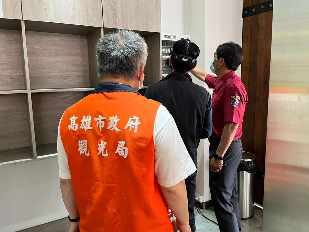 圖3市府觀光局聯合工務局消防局衛生局及警察局辦理旅宿業公安專案稽查