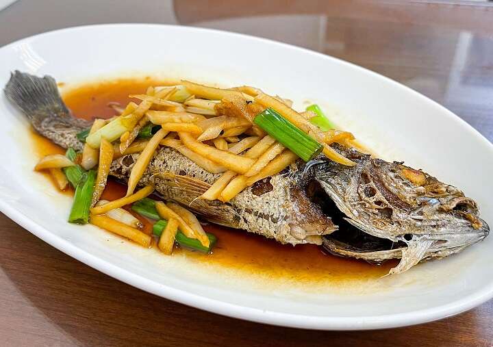 圖2.昭明海產家庭料理(照片出處:米其林官網)