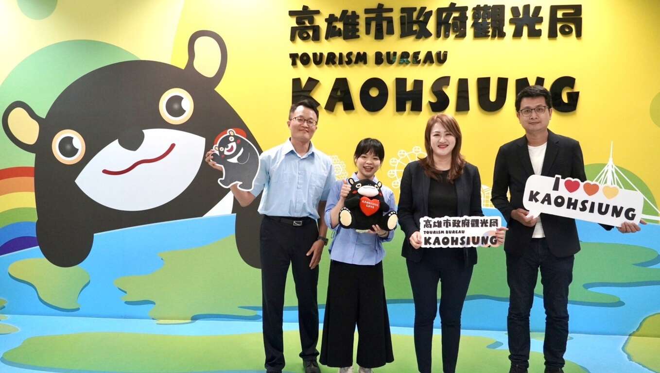 図22、今年、京畿観光公社が観光局を表敬訪問した際の記念撮影。