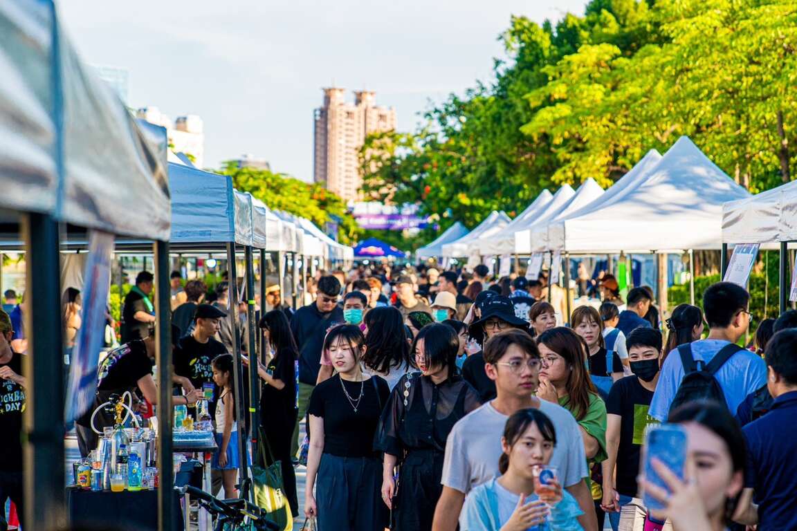 Figure 2: The "2025 Kaohsiung Cocktail Day" is set to take place on September 13th and 14th at the Love River.