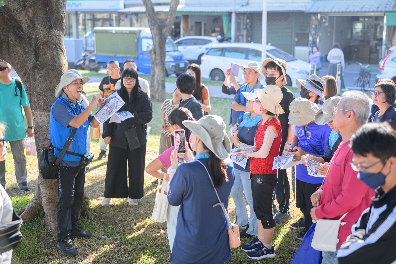 圖說6.[高雄市彌陀彌羅港文史協會」走讀介紹彌陀公園歷史脈絡