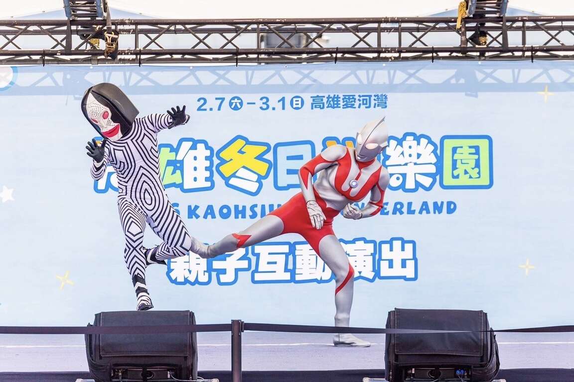圖4、超人力霸王迷你秀「初代vs達達」全新劇碼熱血開場