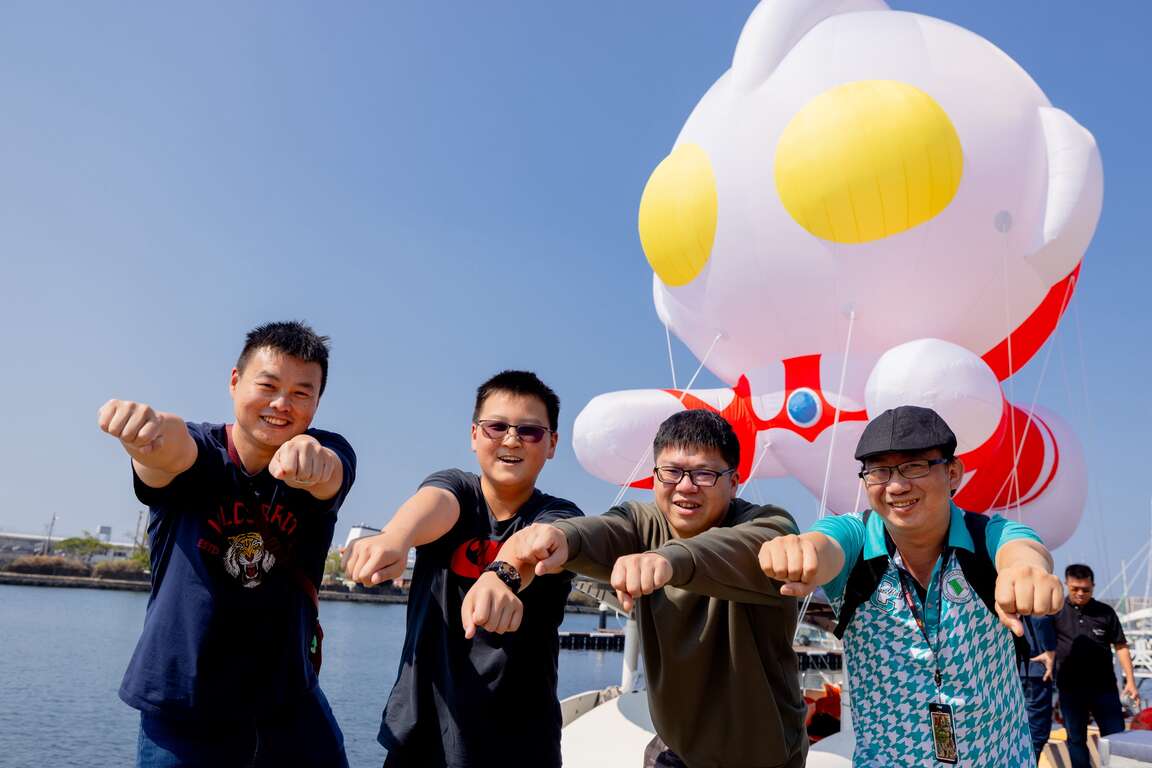 圖5現場民眾驚呼可愛。