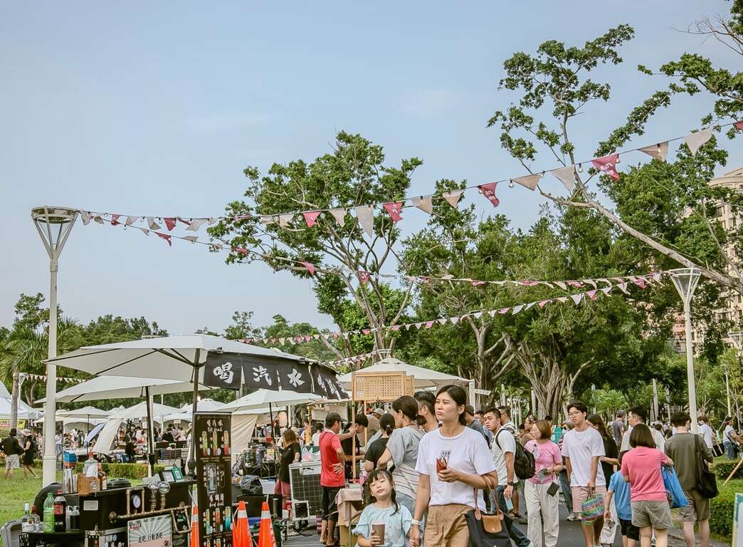 圖5、現場超過30家美食文創市集