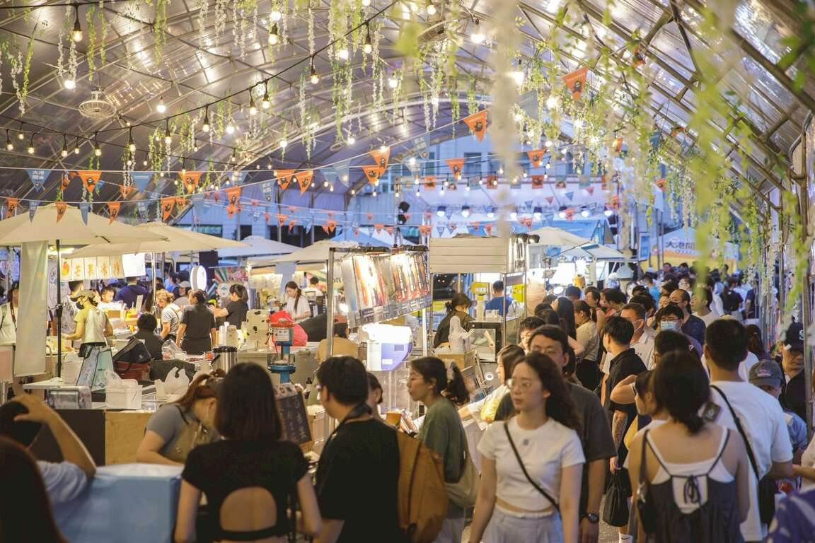 図2：高雄を代表する夏のグルメ観光フェス「大港閱冰」がまもなく開催。