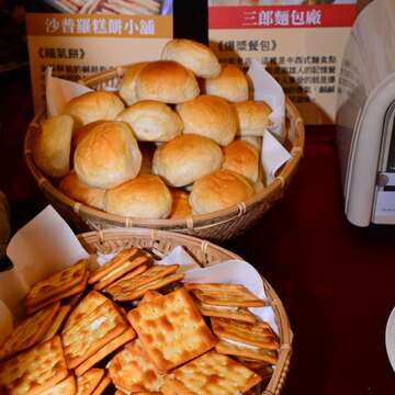 전국에서 가장 재미있는 가오슝, 핑둥, 펑후 패스, 가오슝 관광 반일행, 맛있는 간식이 즐비합니다.