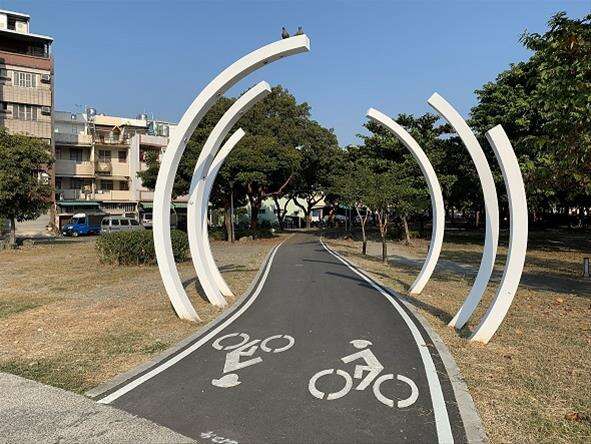 爱河莲池潭自行车道荣获「最赞人气奖」