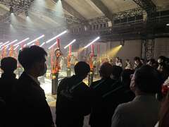 「千手光剑-机械手臂光之展演」震撼行政院长苏贞昌
