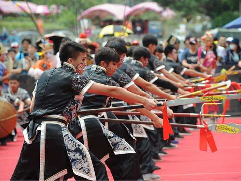 8.年輕世代齊聚內門展現傳承傳統文化的企圖心及使命，舞出台灣青春的生命力