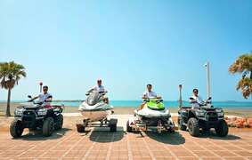 图2：旗津救生站沙滩车及水上摩托车
