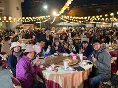 图说3.宋江大宴办桌手路菜深受民众喜爱。