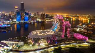 图5.高雄流行音乐中心是最具代表性的港都地标_0