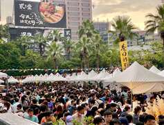 图2.今年活动首日狂吸超过5万人潮涌进！