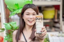 来高雄奶茶节打卡拍照当网红