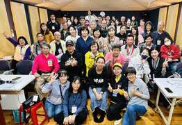 图1 培训课程邀请专家说明动物行为