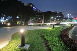 图5：澄清湖入口广场夜间照明及水舞设施