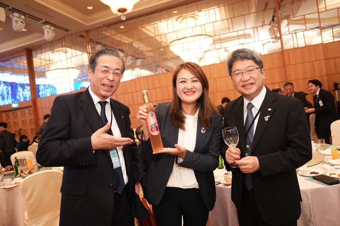 8.高雄伴手礼受到日方贵宾好评