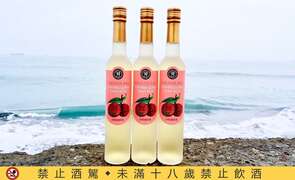 13.在布鲁塞尔世界烈酒大赛夺下双金世界冠军的「鸿兴制酒」（喝酒不开车，开车不喝酒)