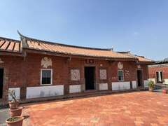 图7、「港埔江夏黄氏古厝」是林园最具代表的古厝建筑群。