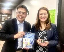 8.观光局长高闵琳拜会驻迈阿密办事处周启宇处长