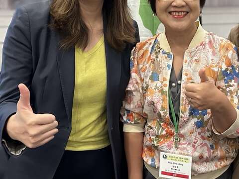 12.观光局长高闵琳及侨务委员长徐佳青出席「全美台湾同乡会」举行的「台湾人夏令会」