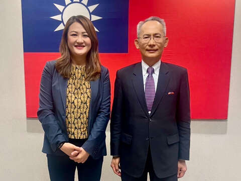 图14.观光局长高闵琳拜会驻旧金山台北经济文化办事处赖铭琪处长