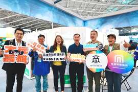 图说9：高雄馆有多元的参展店家，如：高雄民宿协会