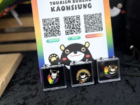 图13观光局摊位展示高雄熊周边系列商品
