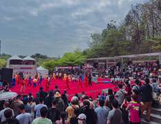 图24.来自各地游客前来内门顺贤宫欣赏宋江阵头大赛