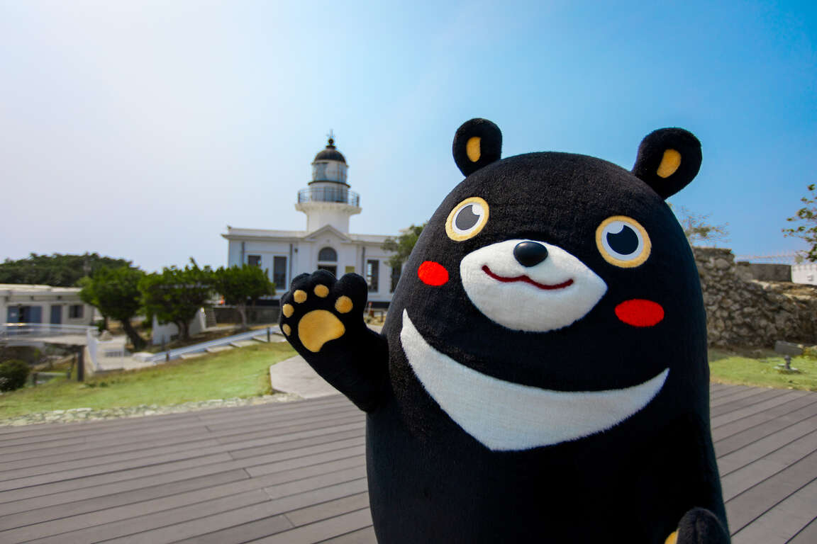 图7.高雄灯塔可俯瞰高雄港景色