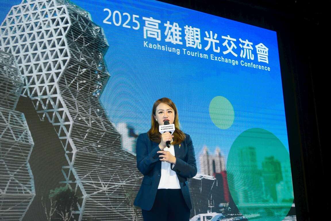 图说2: 高雄市政府观光局高闵琳活动致词。