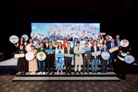 图11、观光局高闵琳局长113年率高雄业者前往韩国举办推广会