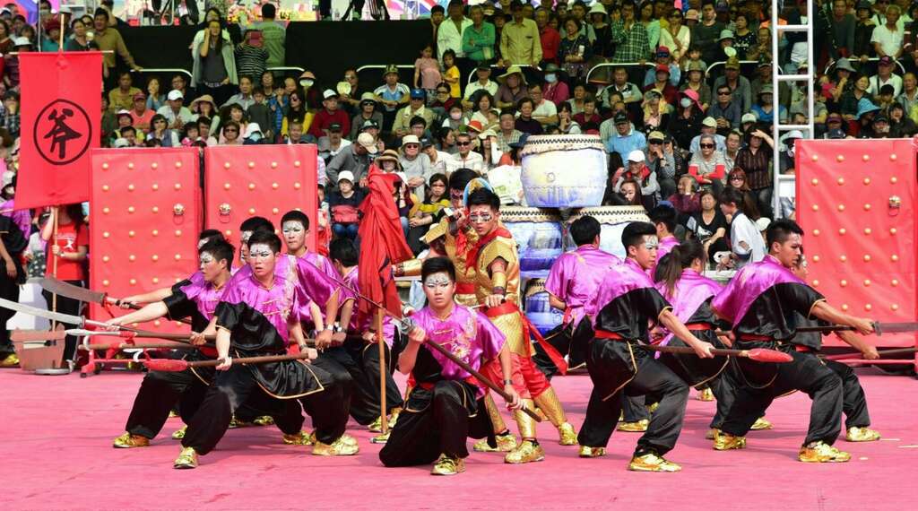 Folk parade culture writes new chapter in Kaohsiung5