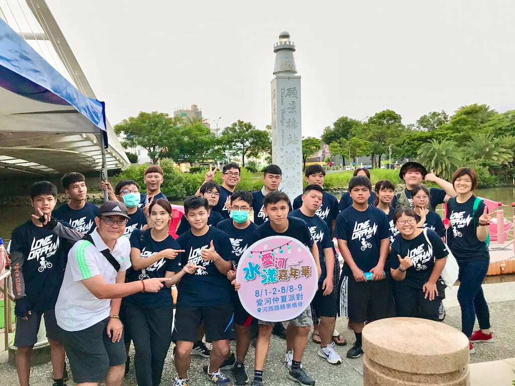 失親兒體驗水域活動