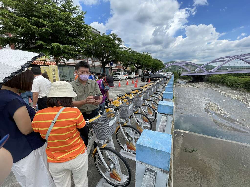 高雄YouBike 2.0公共自行車系統採無電的輕樁系統