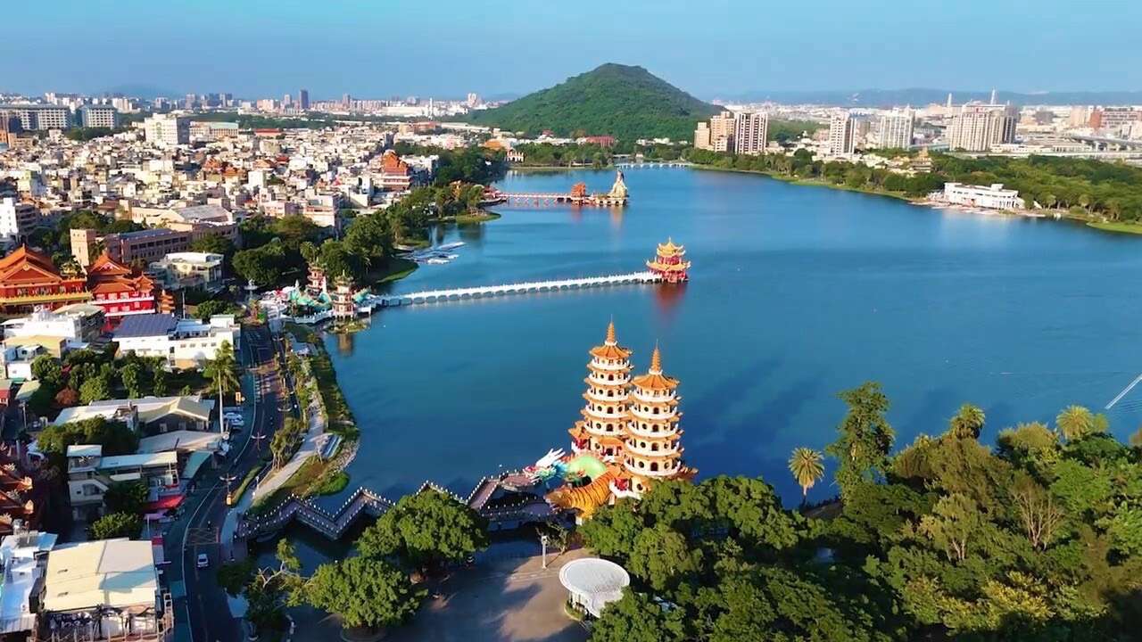 照片1蓮池潭環潭步道改造，打通最後一哩路