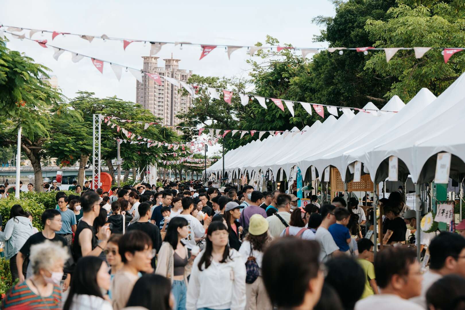 圖2 榴槤市集7月4、5日於愛河畔盛大登場。